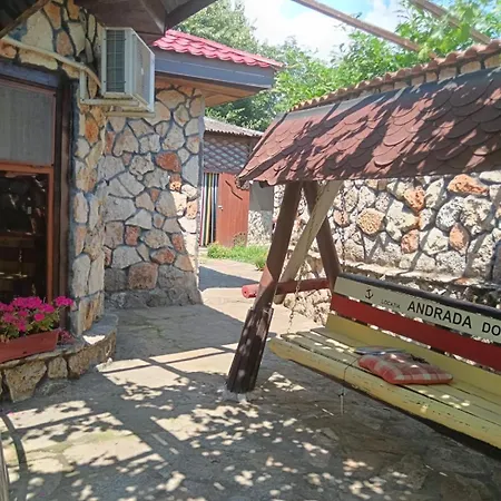 Andrada Garsoniera 2 *