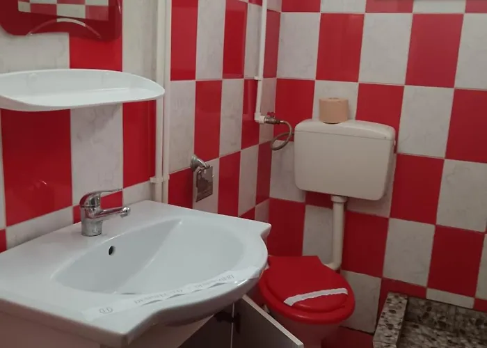 Andrada Garsoniera 2 Apartament